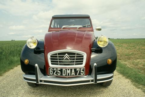 2cv_charleston_1982_avant.jpg